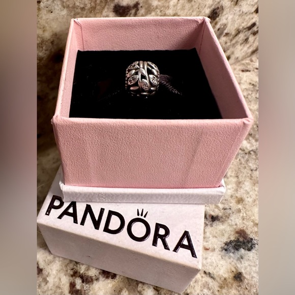 Pandora Family Tree Openwork Charm - Picture 4 of 5